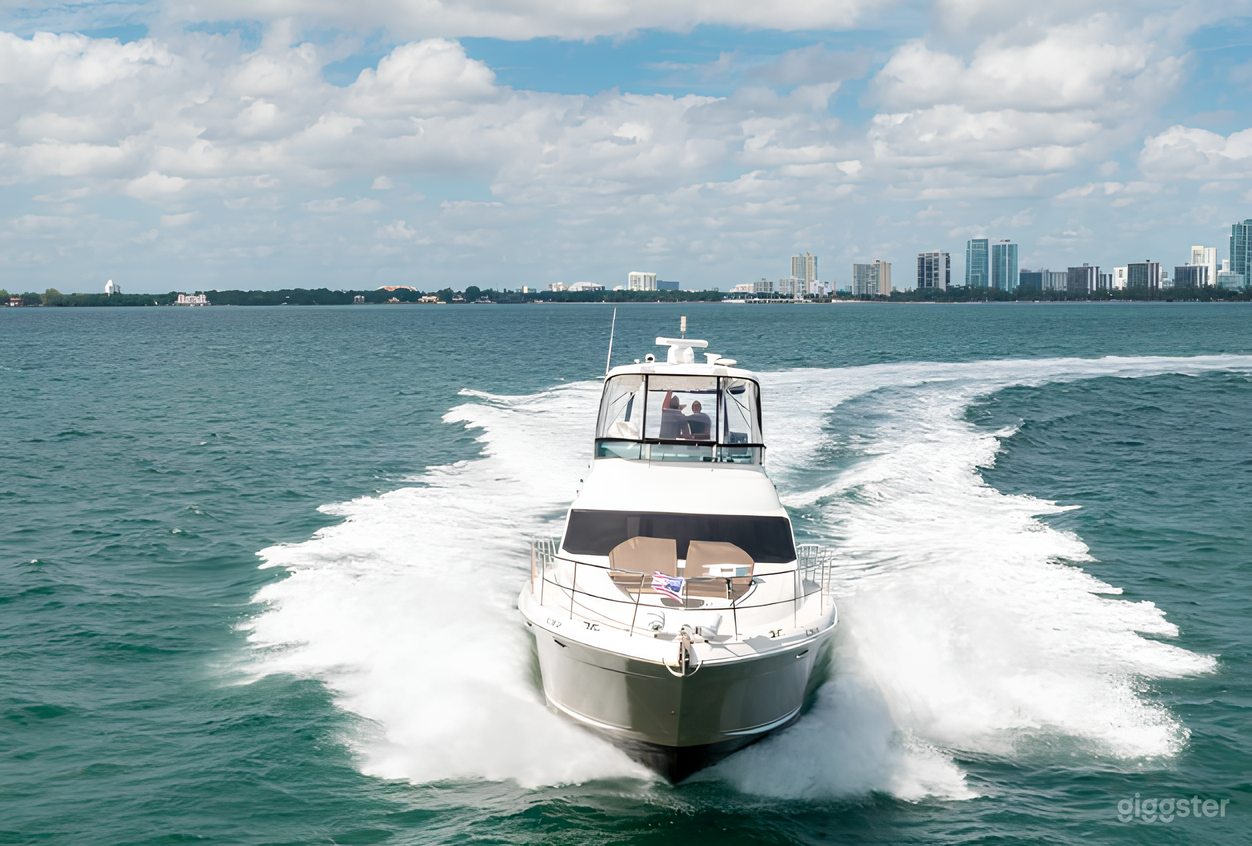Sea Ray 58” Yacht Photo 3