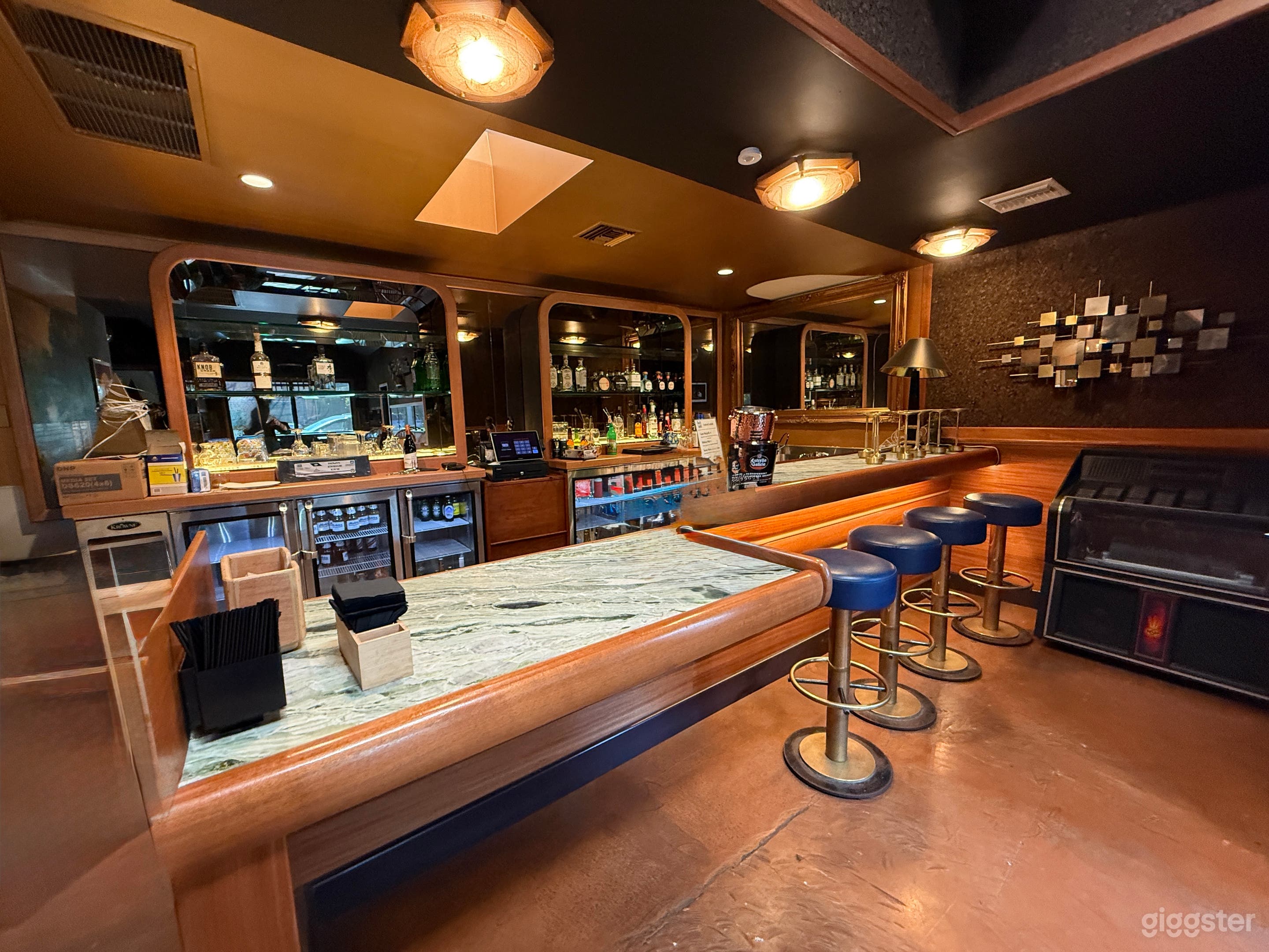 The Velvet Syndicate — Hidden Speakeasy Lounge in the Heart Photo 3