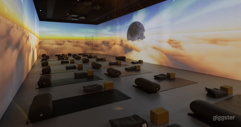  Yoga-Studio & 360° Immersiver Projektionsraum 