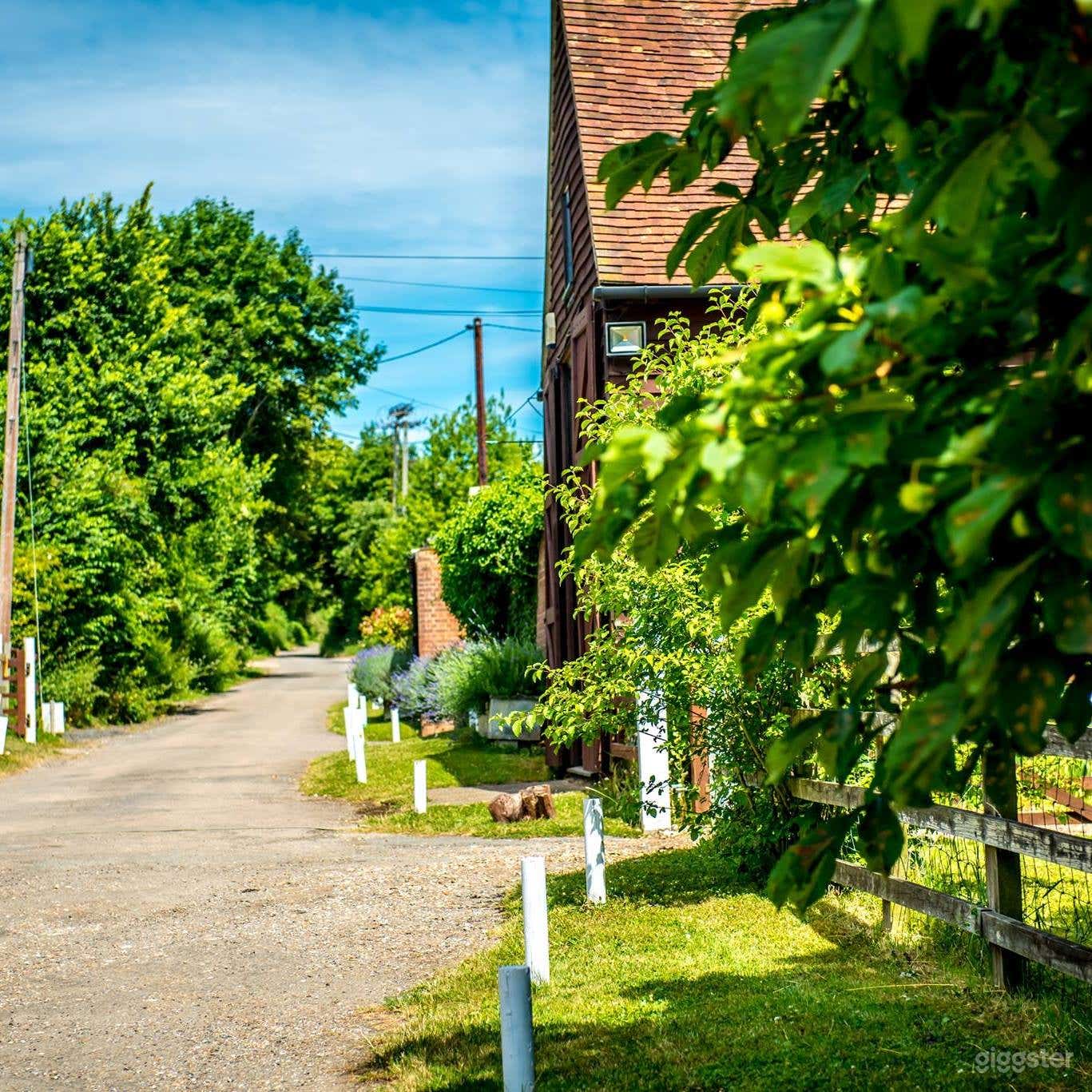 Private Country Barn Venue with Meadows &amp; Woodland Photo 2