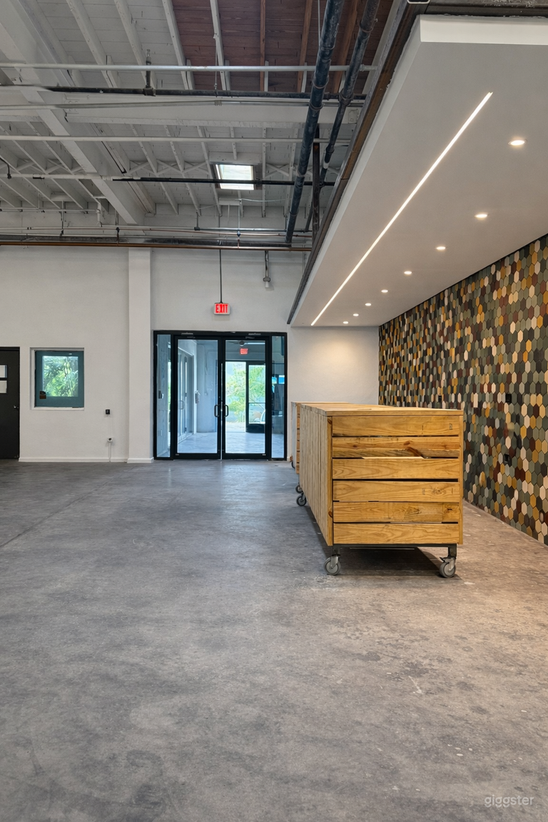   Professional Wood Dance Studio 