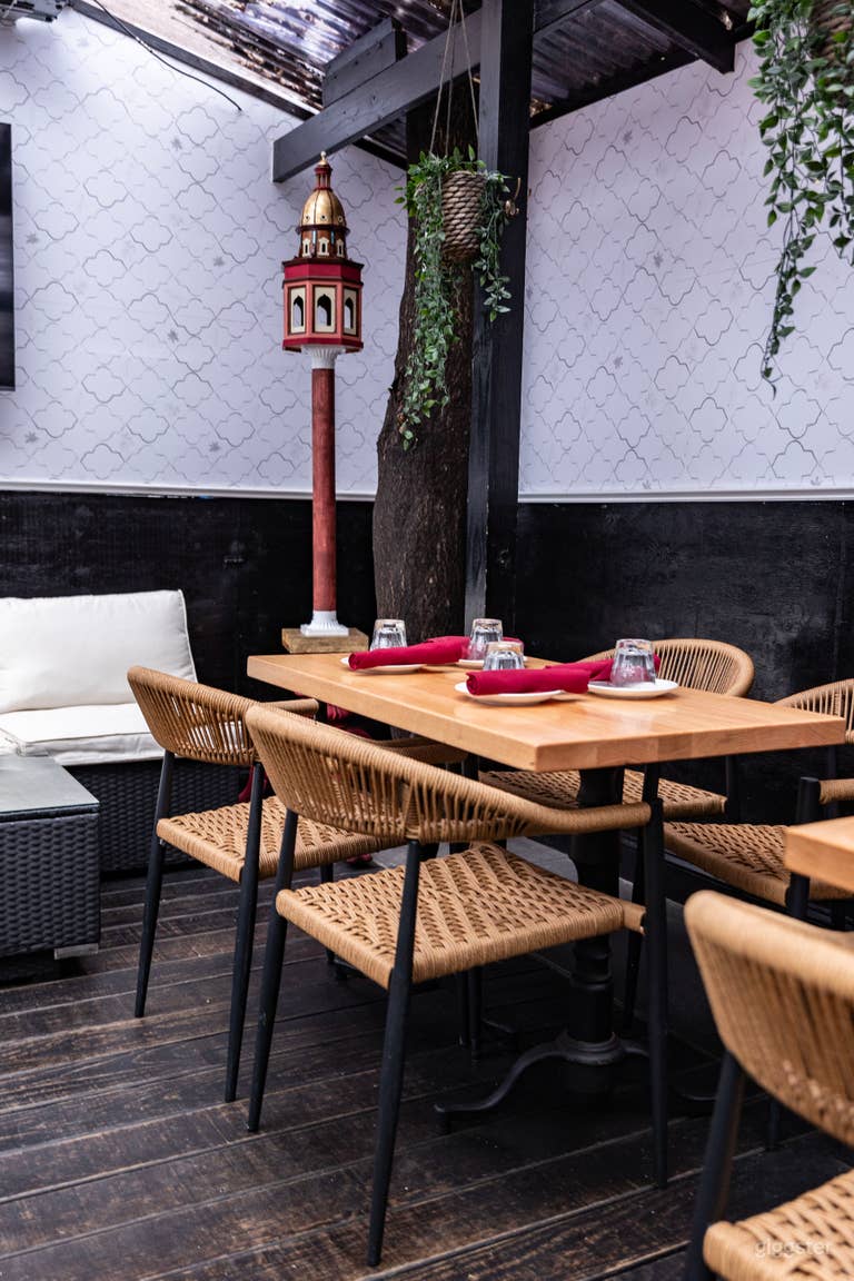   Cozy/Mediterranean restaurant in Williamsburg 