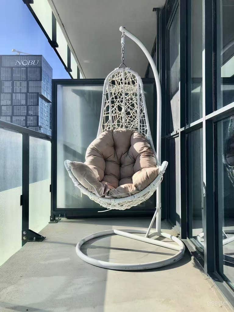  Luxury Lake + CN Tower View - Party + Event + Workshop Room 