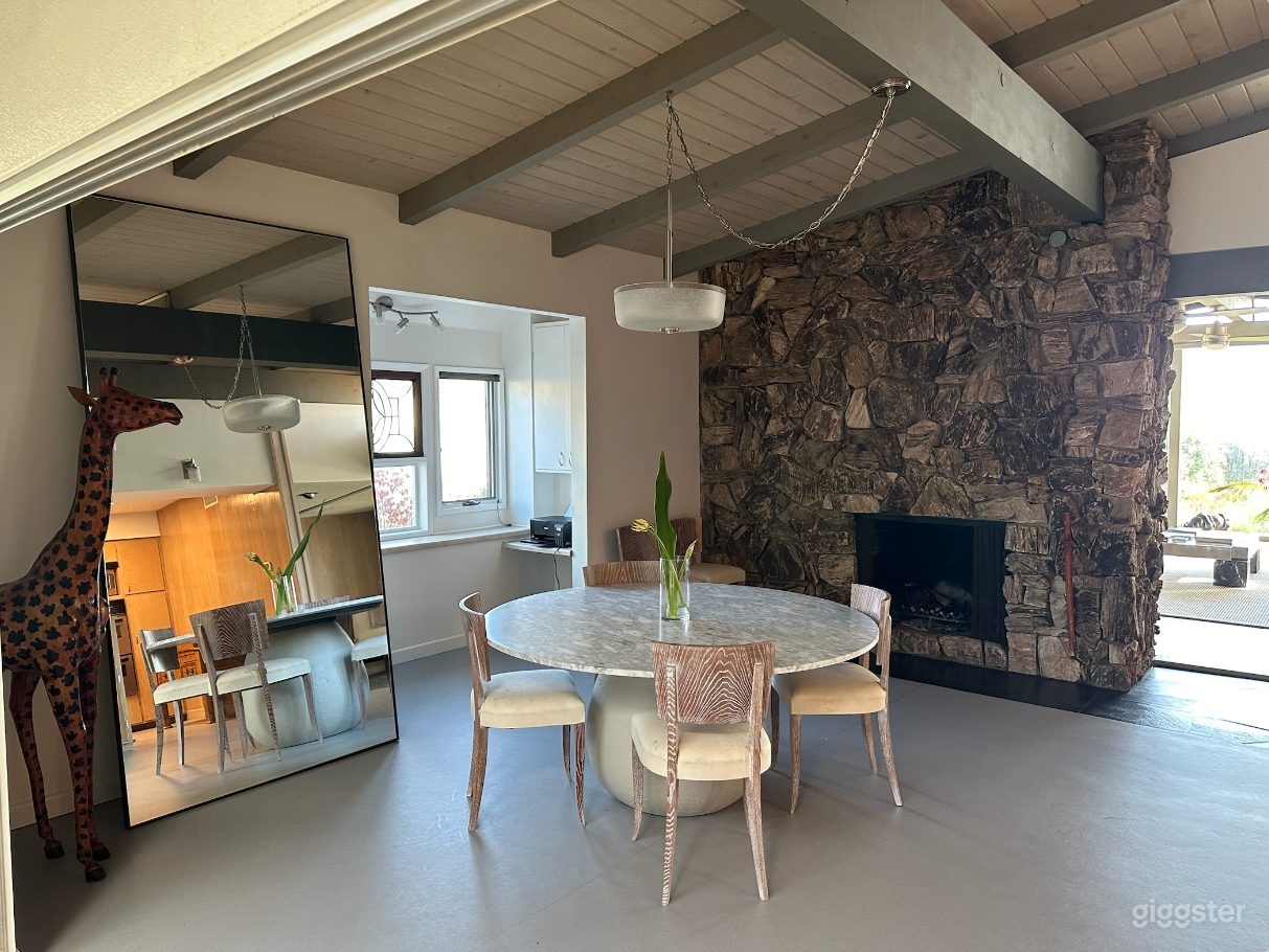 Ocean Views Mid-century Malibu overlooking Pt Dume Photo 4