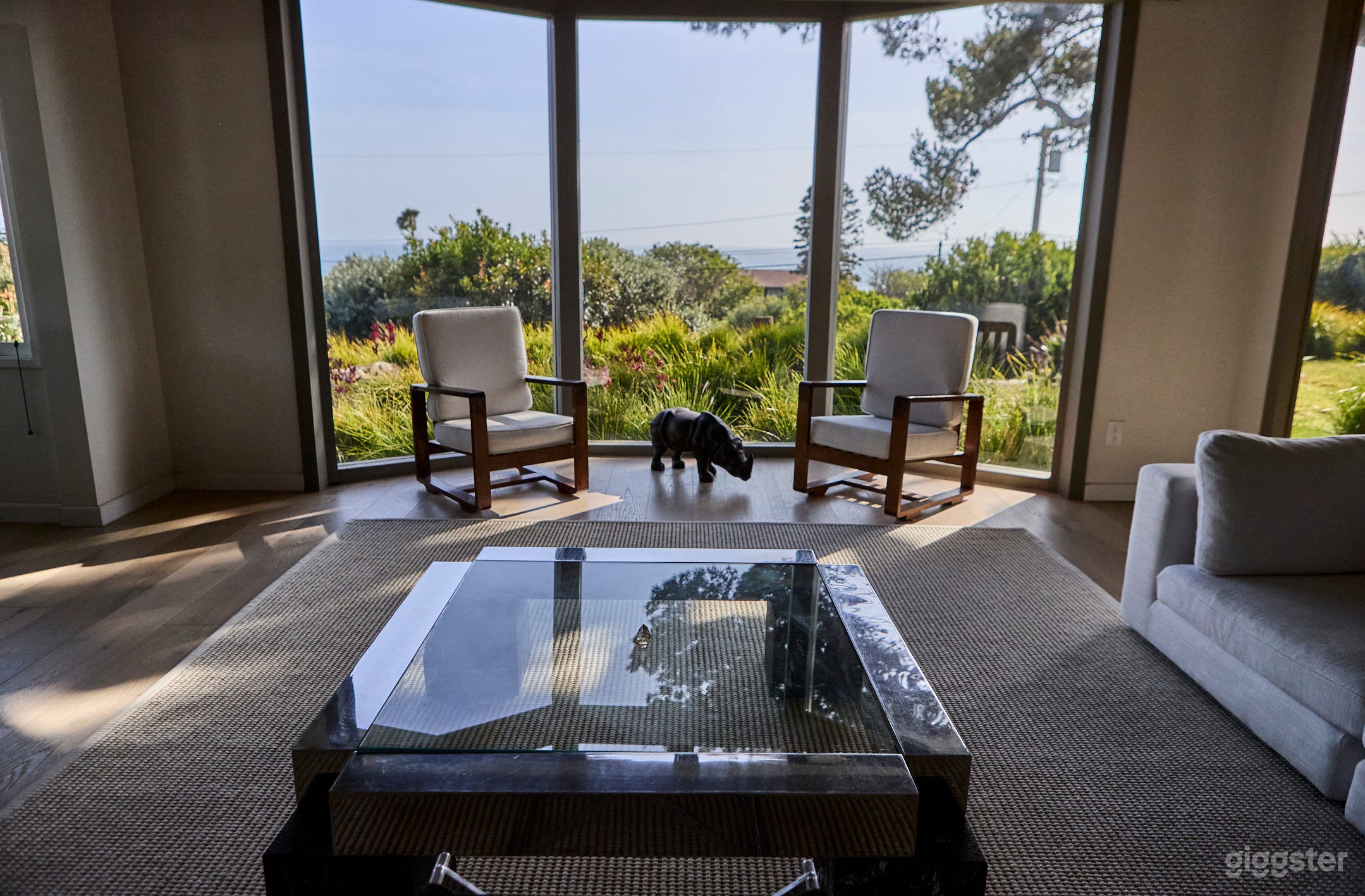 Ocean Views Mid-century Malibu overlooking Pt Dume Photo 2
