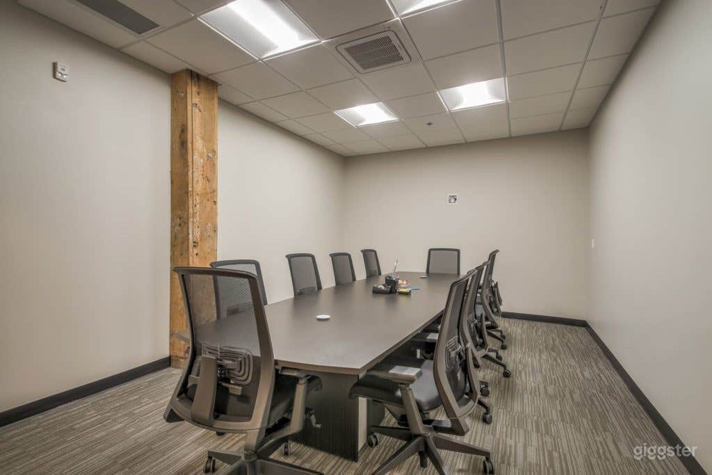 Conference Room for 10 Photo 1