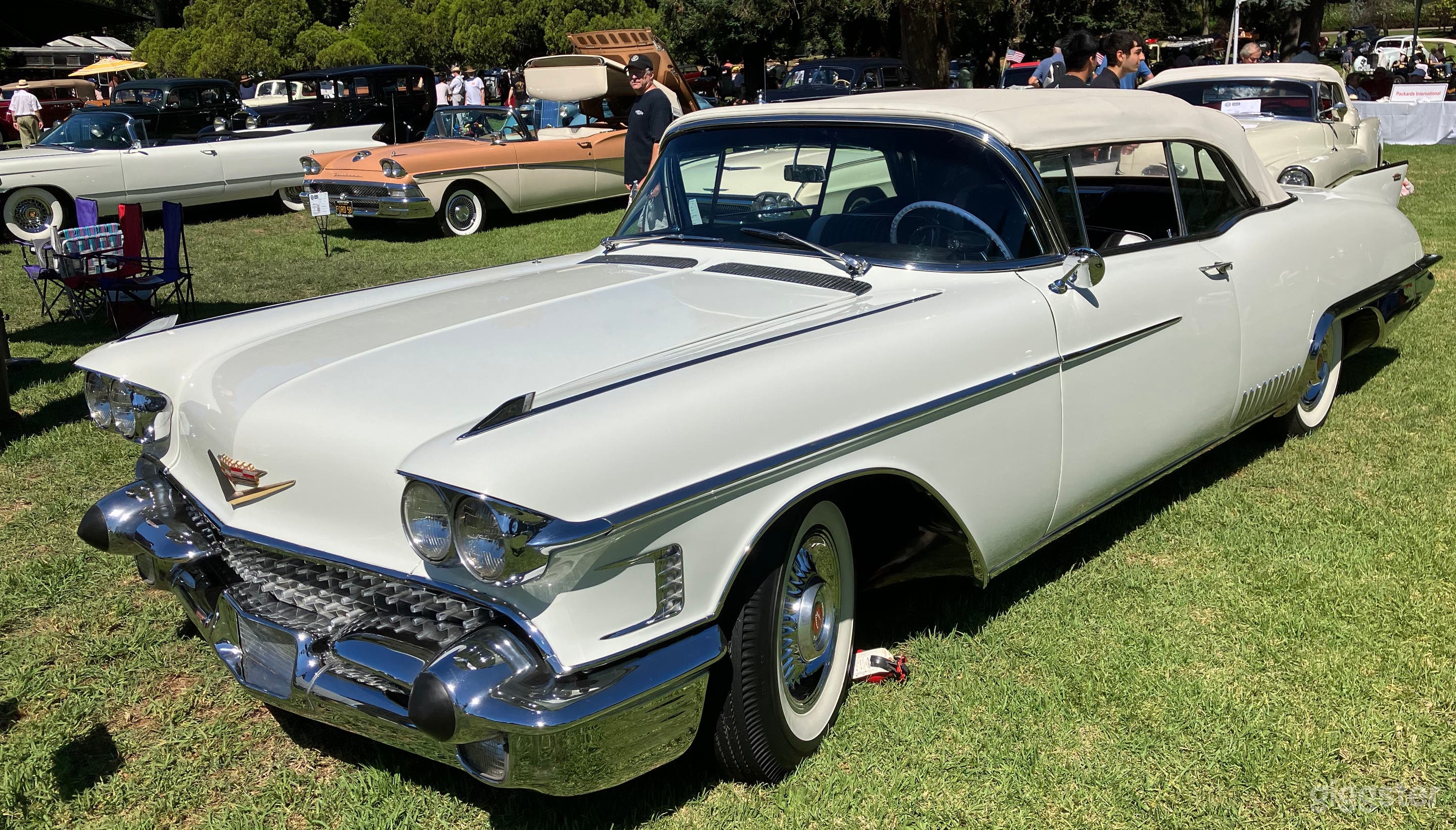 Cadillac Eldorado Biarritz 1958 todo lujo Foto 1
