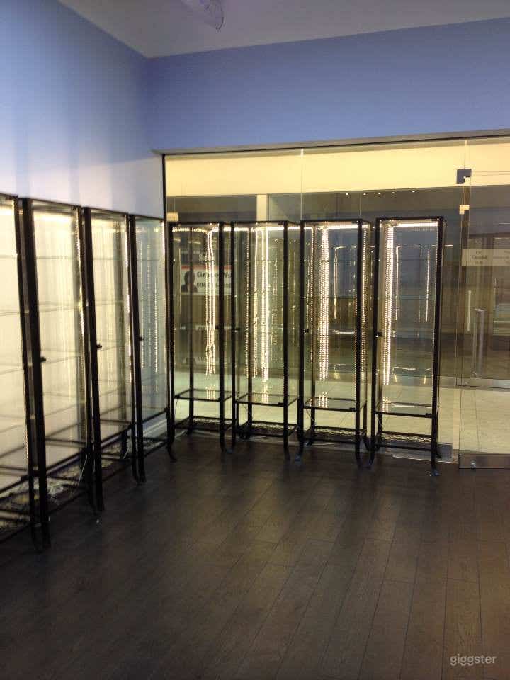 Retail Unit At Aberdeen Square Photo 2