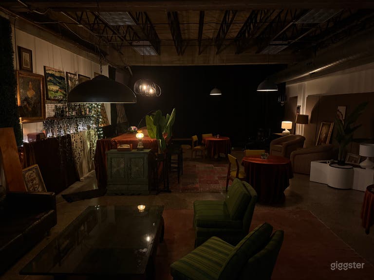  Underground Parlor Bar | Lounge 