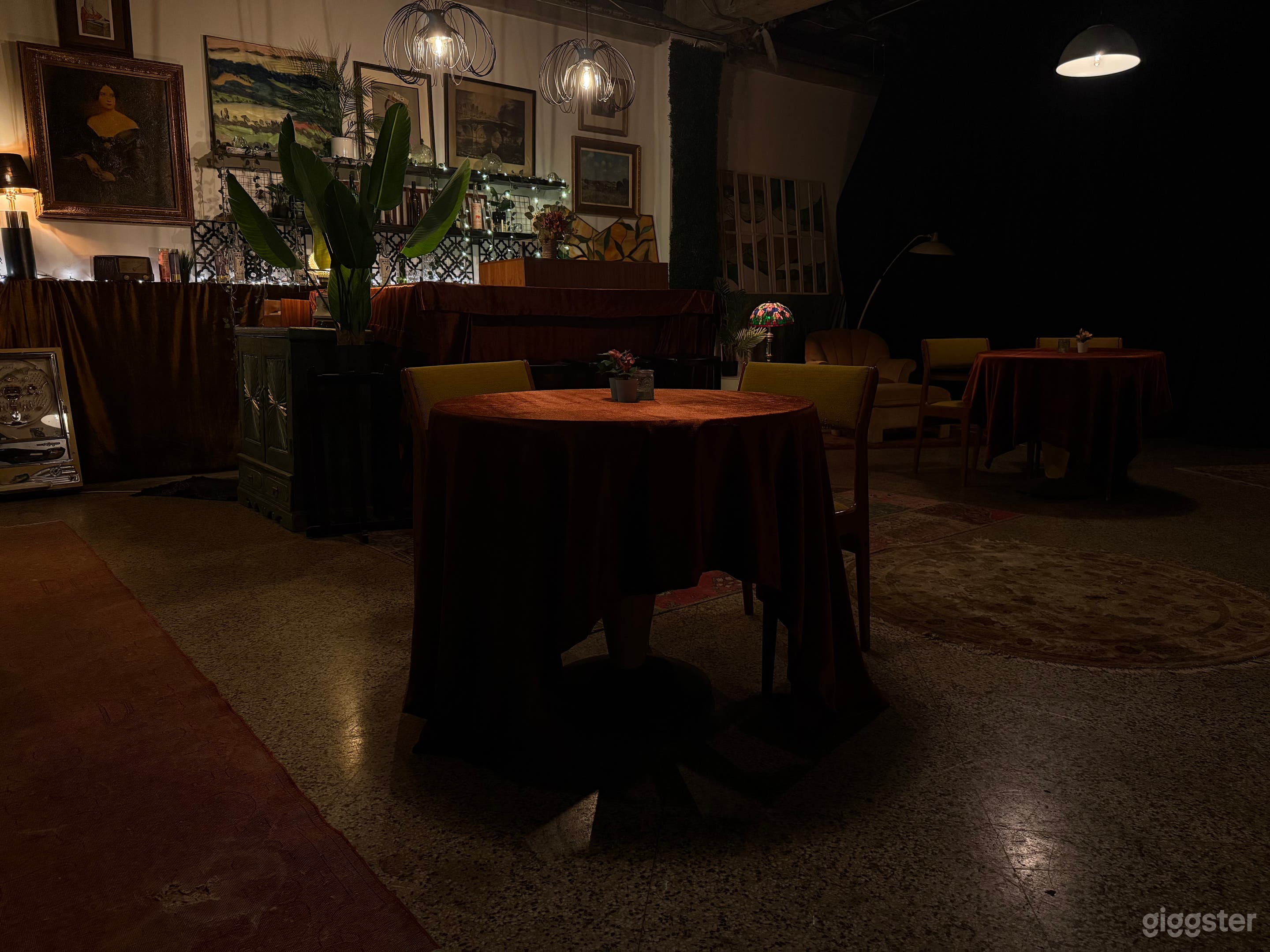Underground Parlor Bar | Lounge Photo 1