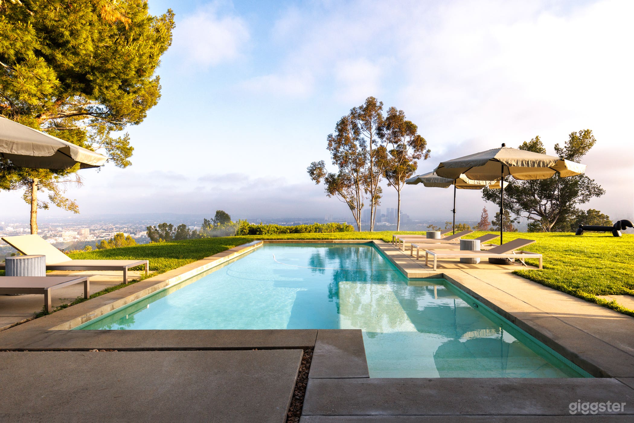 Vue Modern - Spectacular 280° View of West LA Photo 2