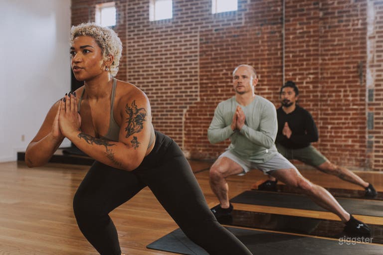  Spacious brick, beam, barrel-roofed space w/ studio & loft 