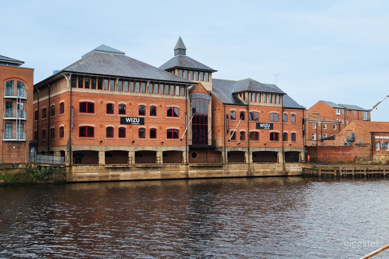  Flexible Riverside Offices & Coworking  