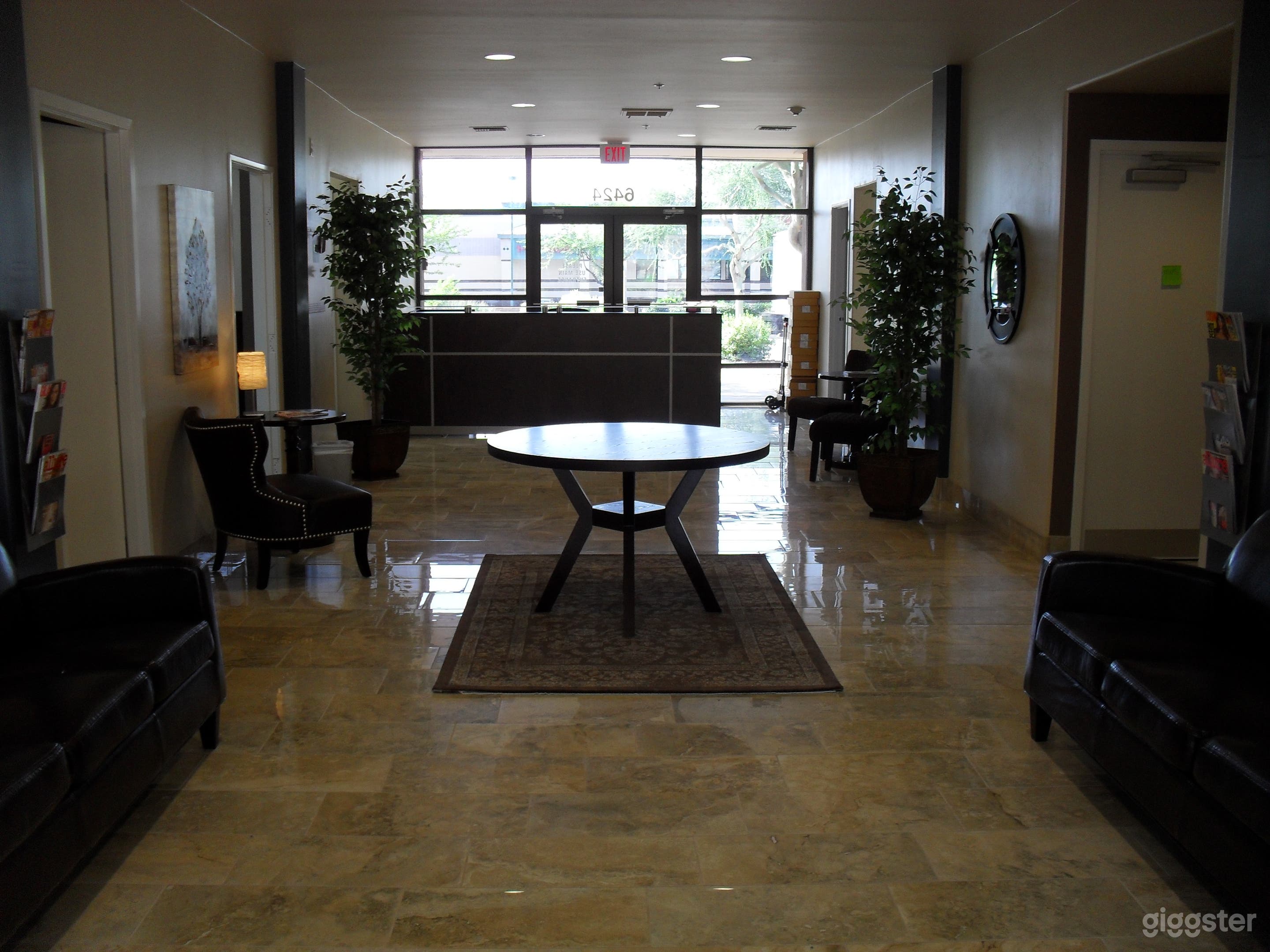 Scottsdale Executive Suites for 5 Photo 2