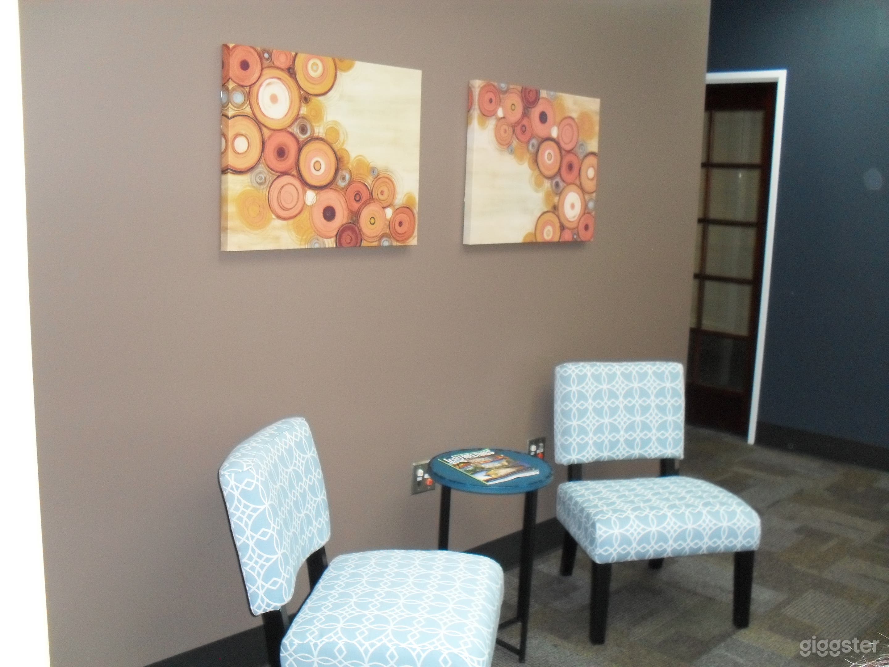 Scottsdale Executive Suites for 5 Photo 3