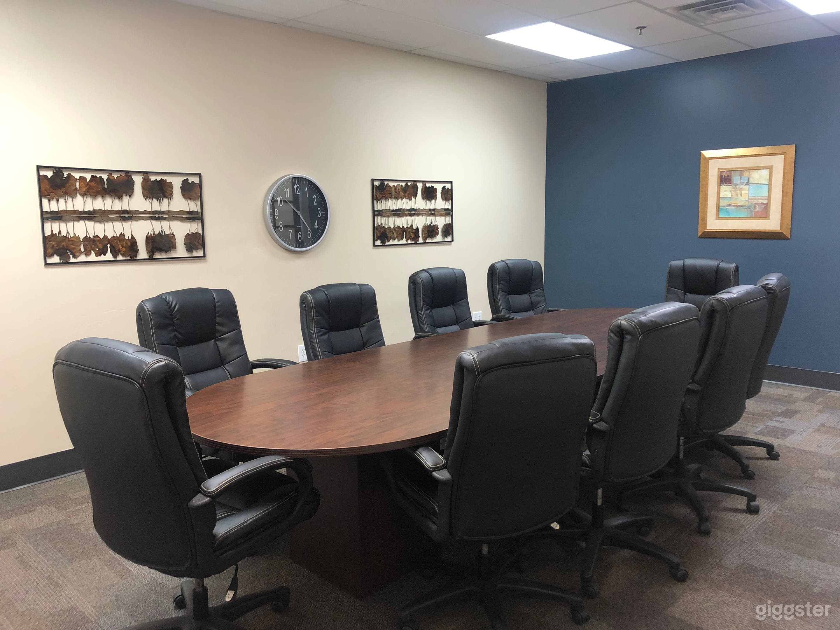 Scottsdale Executive Suites for 5 Photo 1