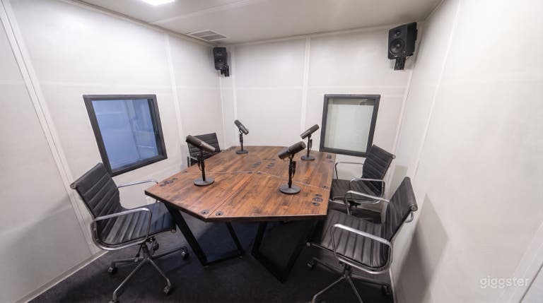  Studio Moderno per Podcast e Suono a Pasadena 