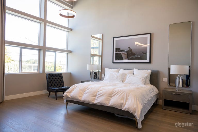  OCEAN VIEW MODERNIST PRODUCTION SPACE 