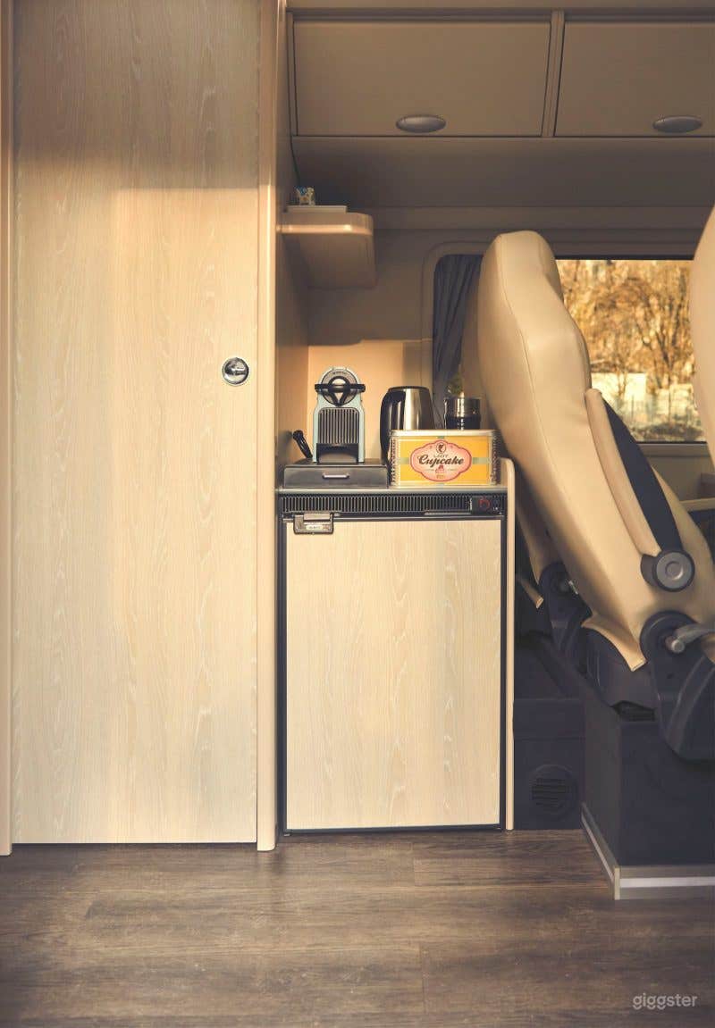 Foto di Motorhome super accessoriata e raffinata 3