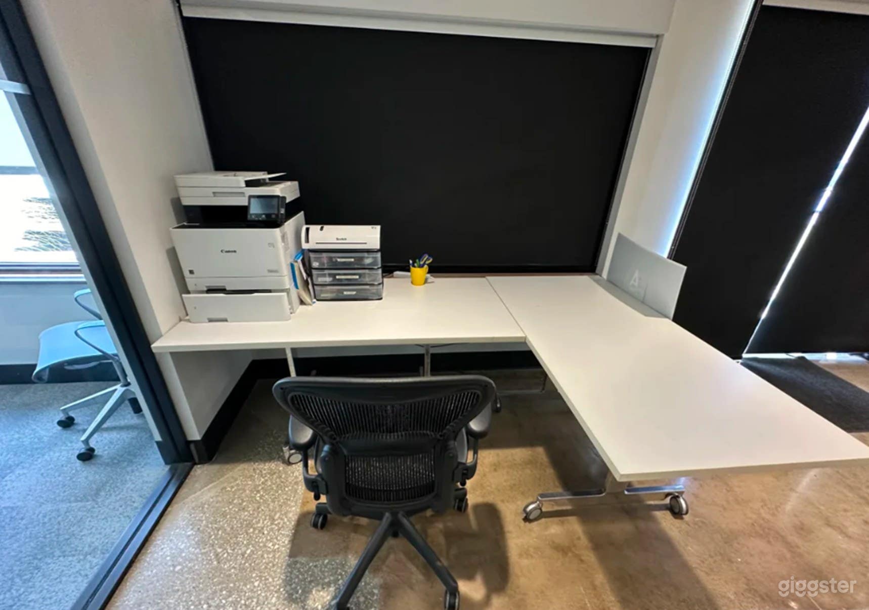 Creative Space Conference Room - Ideation Room Photo 3