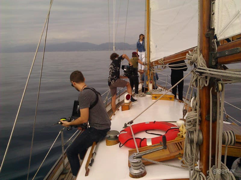 Classic Vintage Wood Boat Sailing Yacht Photo 4