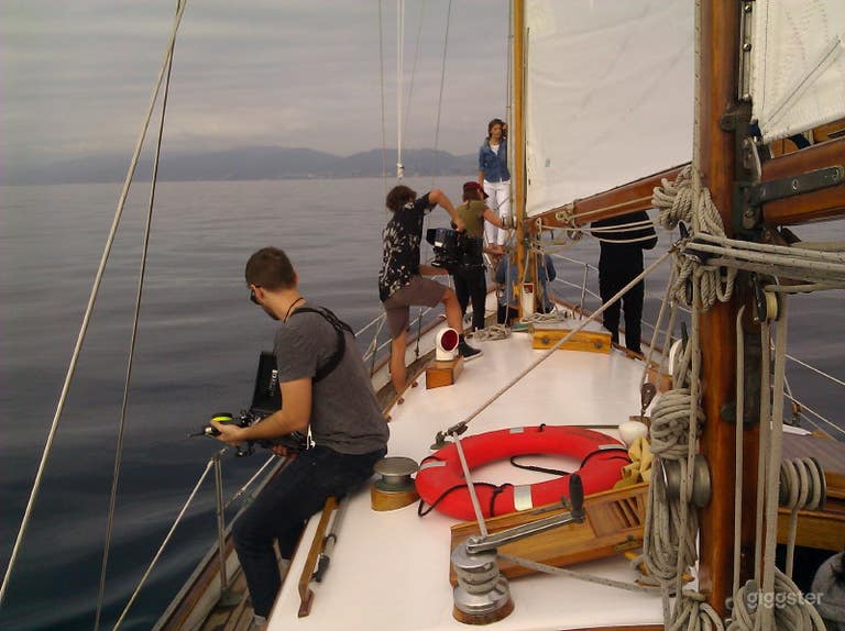  Classic Vintage Wood Boat Sailing Yacht 