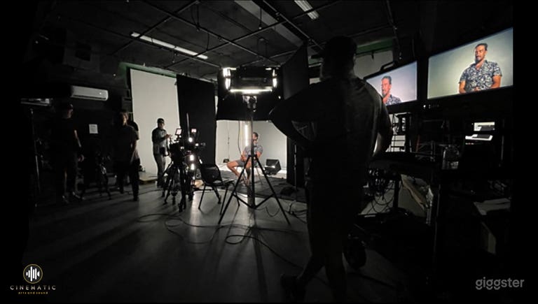  SOUTH EAST VIEW

SOUND STAGE 27' x 30' x 14' WHITE CYCLORAMA GRID LIGHTING KINO FLO 
 