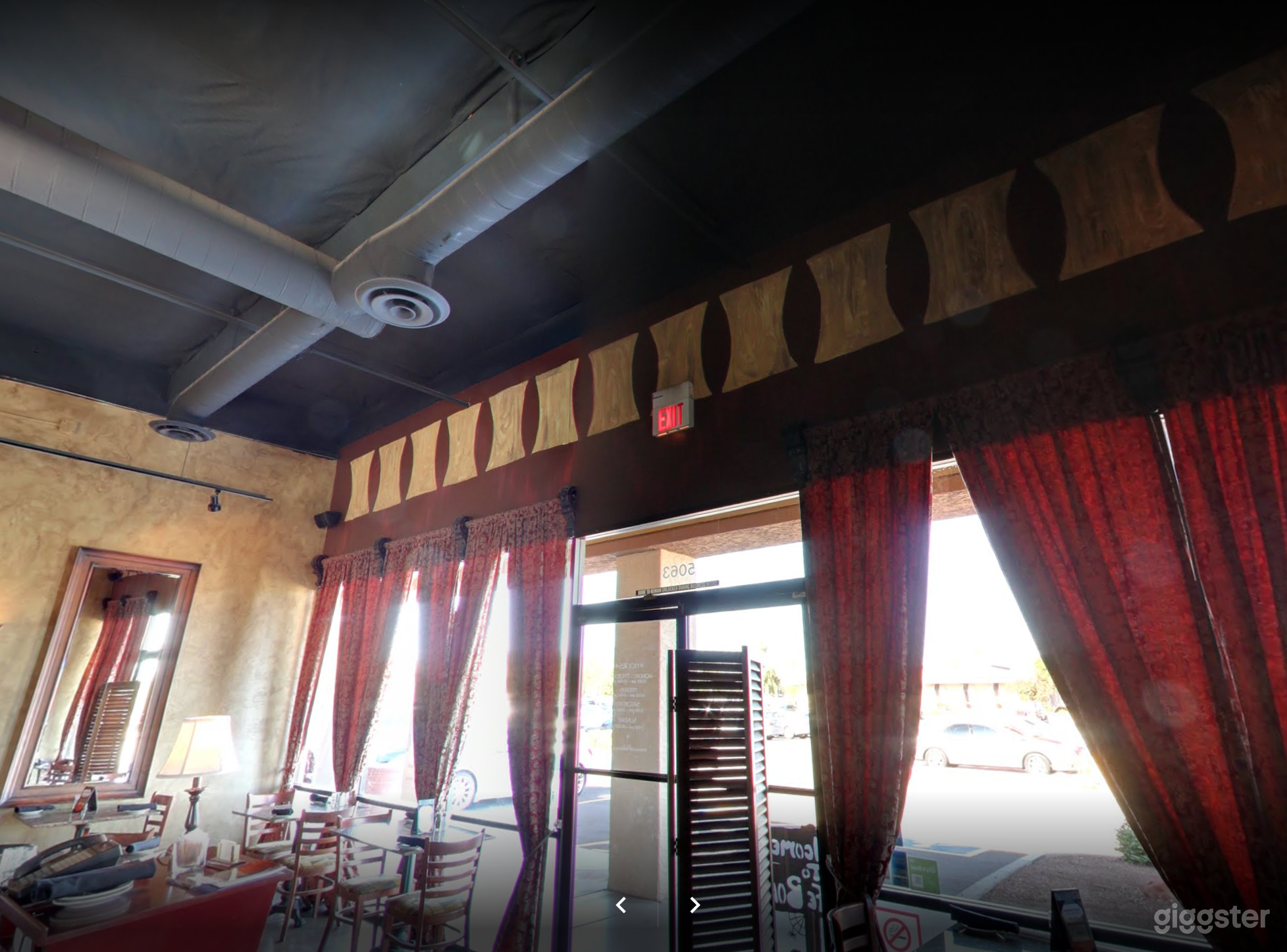 Upscale Casual Restaurant with Bar and Beautiful Outdoor Patio Perfect for  Intimate and Large Gatherings Photo 2