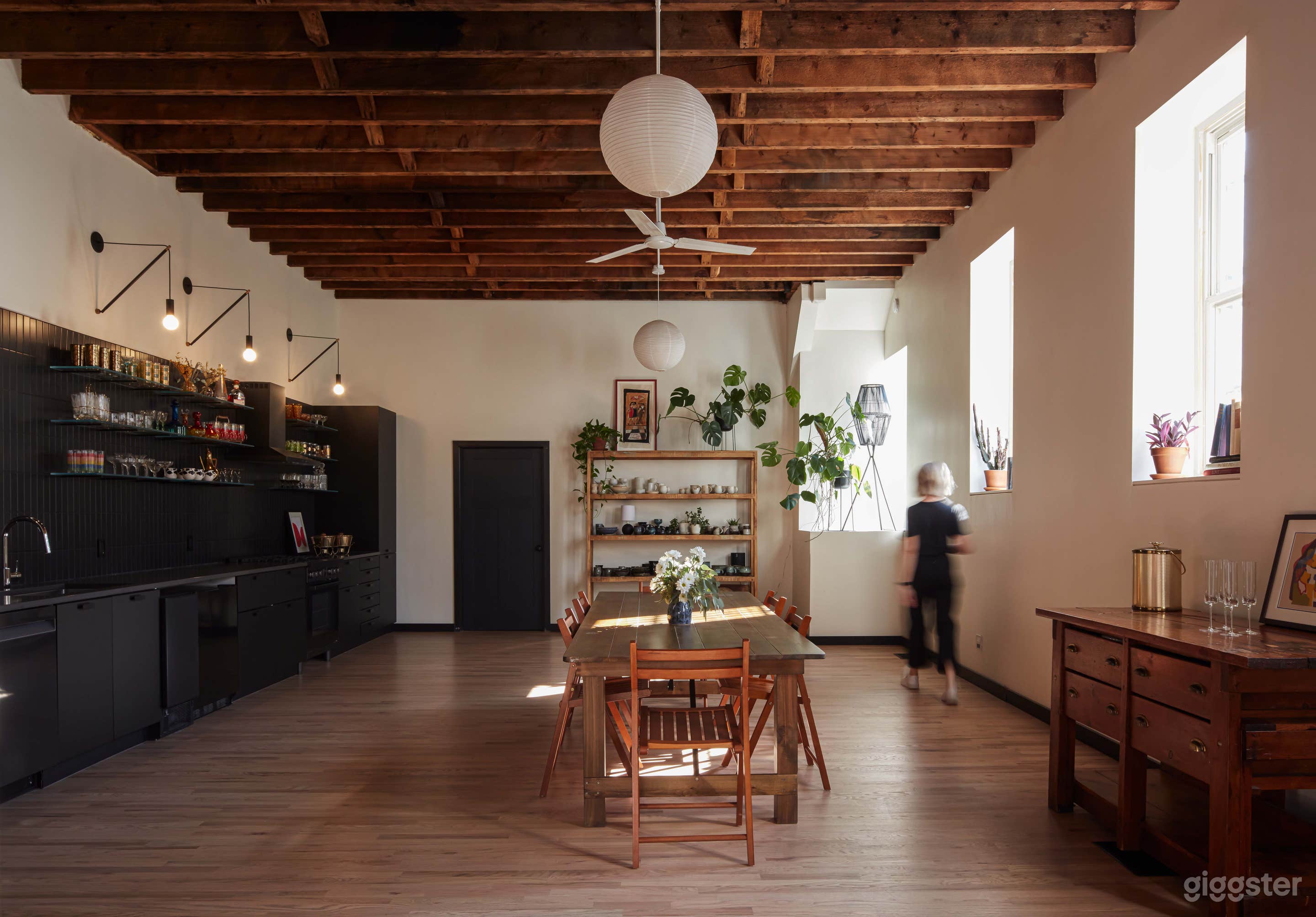 Unique Lifestyle Photo Studio Photo 1