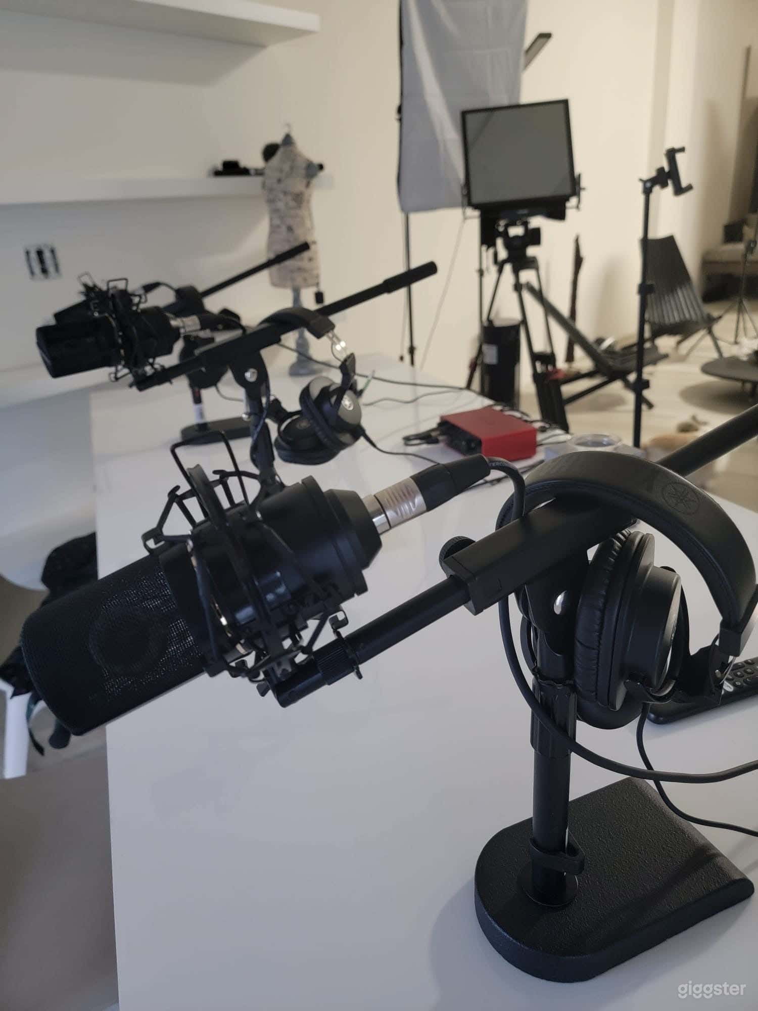 Unique Boutique Store for Filming Photo 3