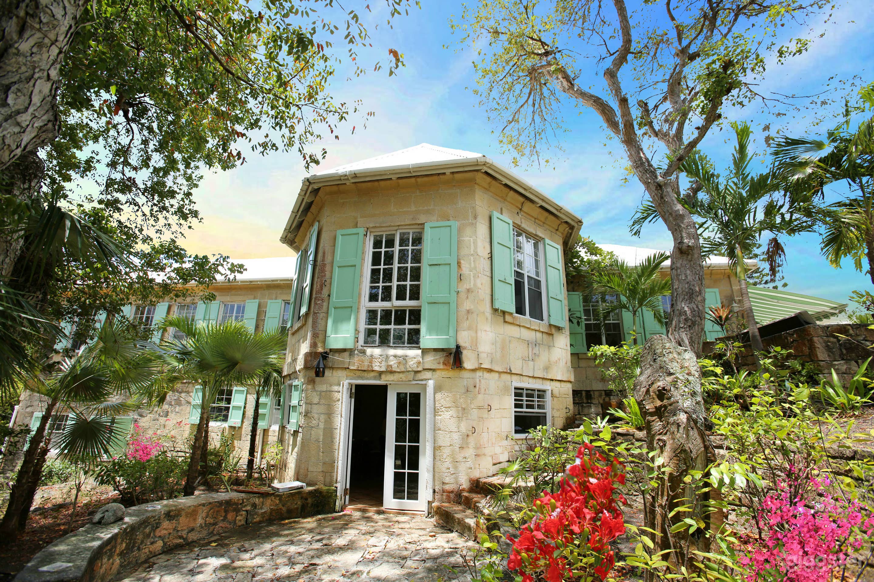 The 350 year old plantation house