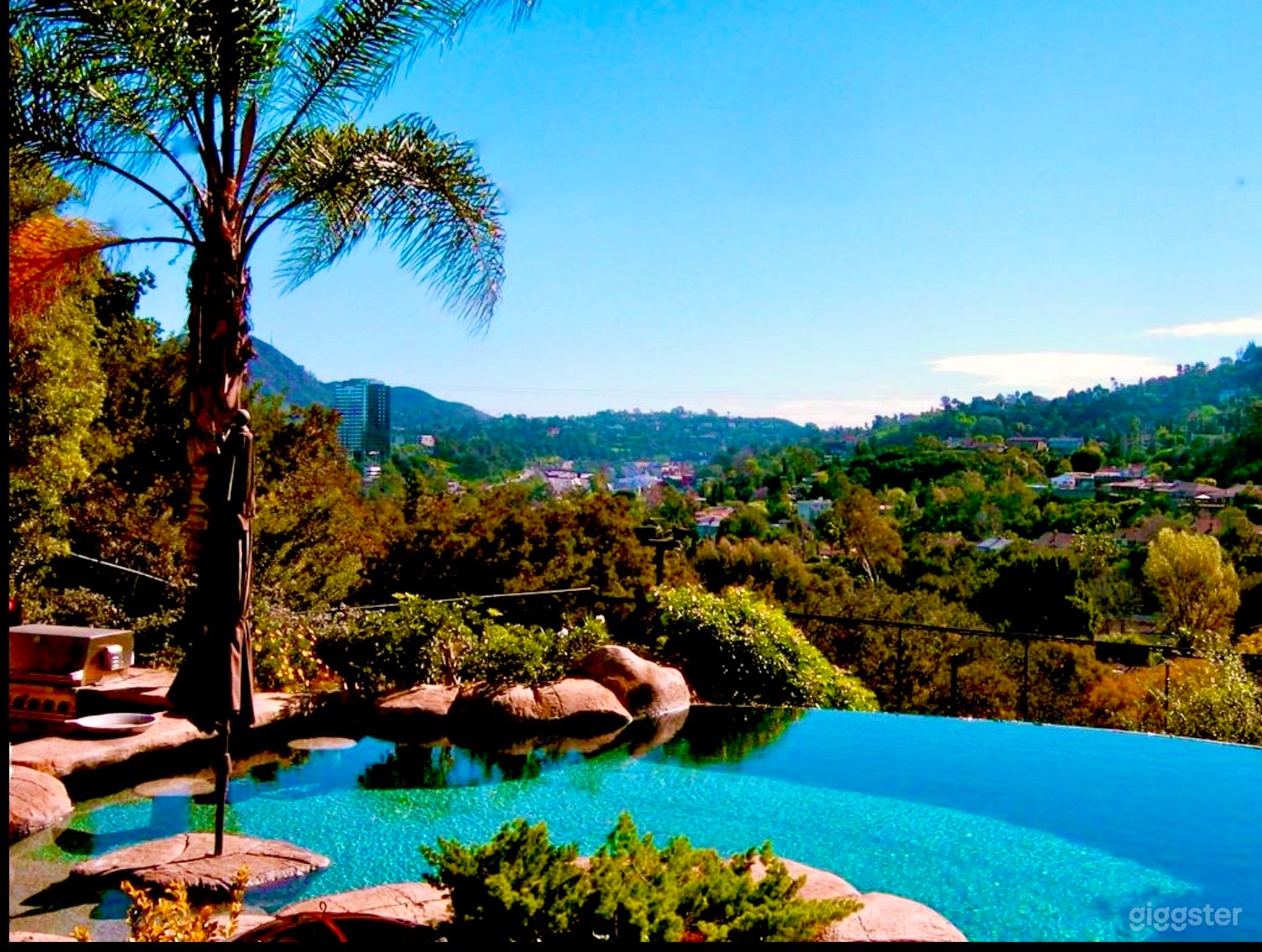 Cinematic Hollywood Hills backyard retreat! Photo 2