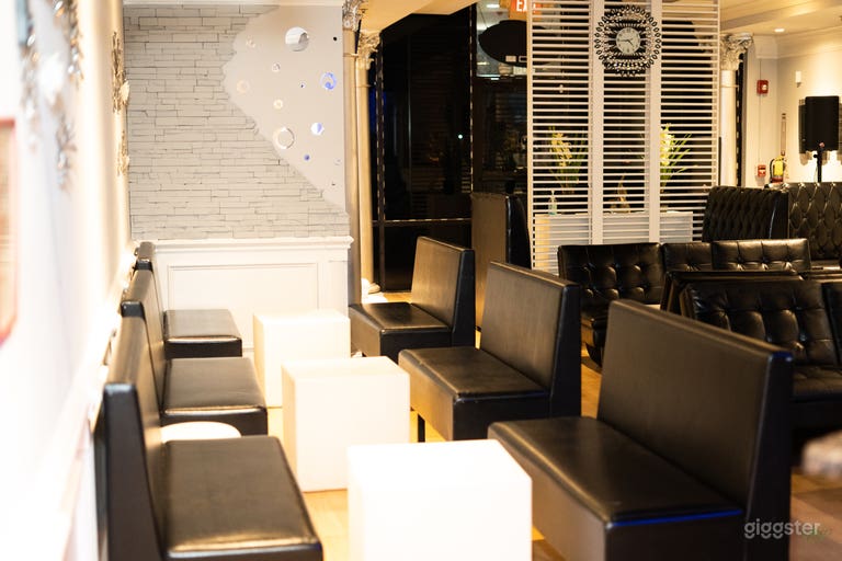  Luxurious spacious party venue 