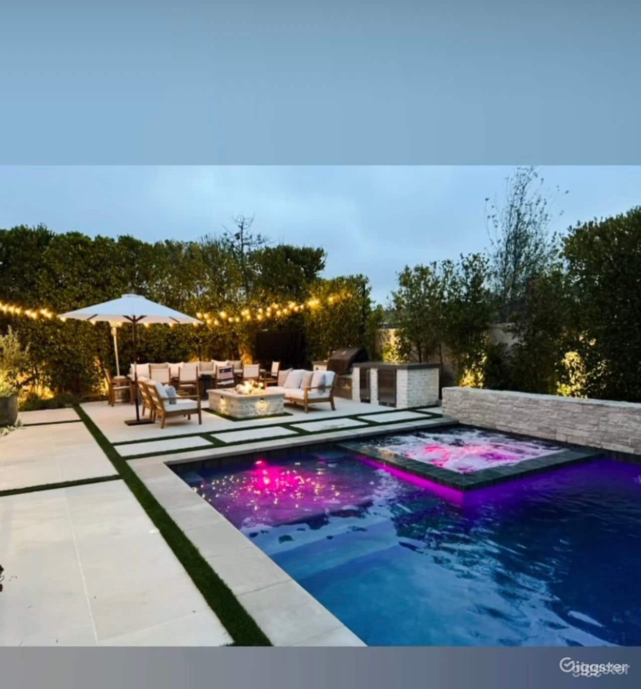 Chic &amp; Charming Pool, a Luxurious Escape Photo 1