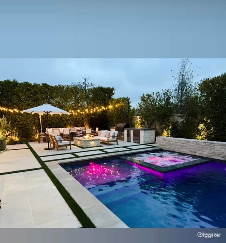  Chic & Charming Pool, a Luxurious Escape 
