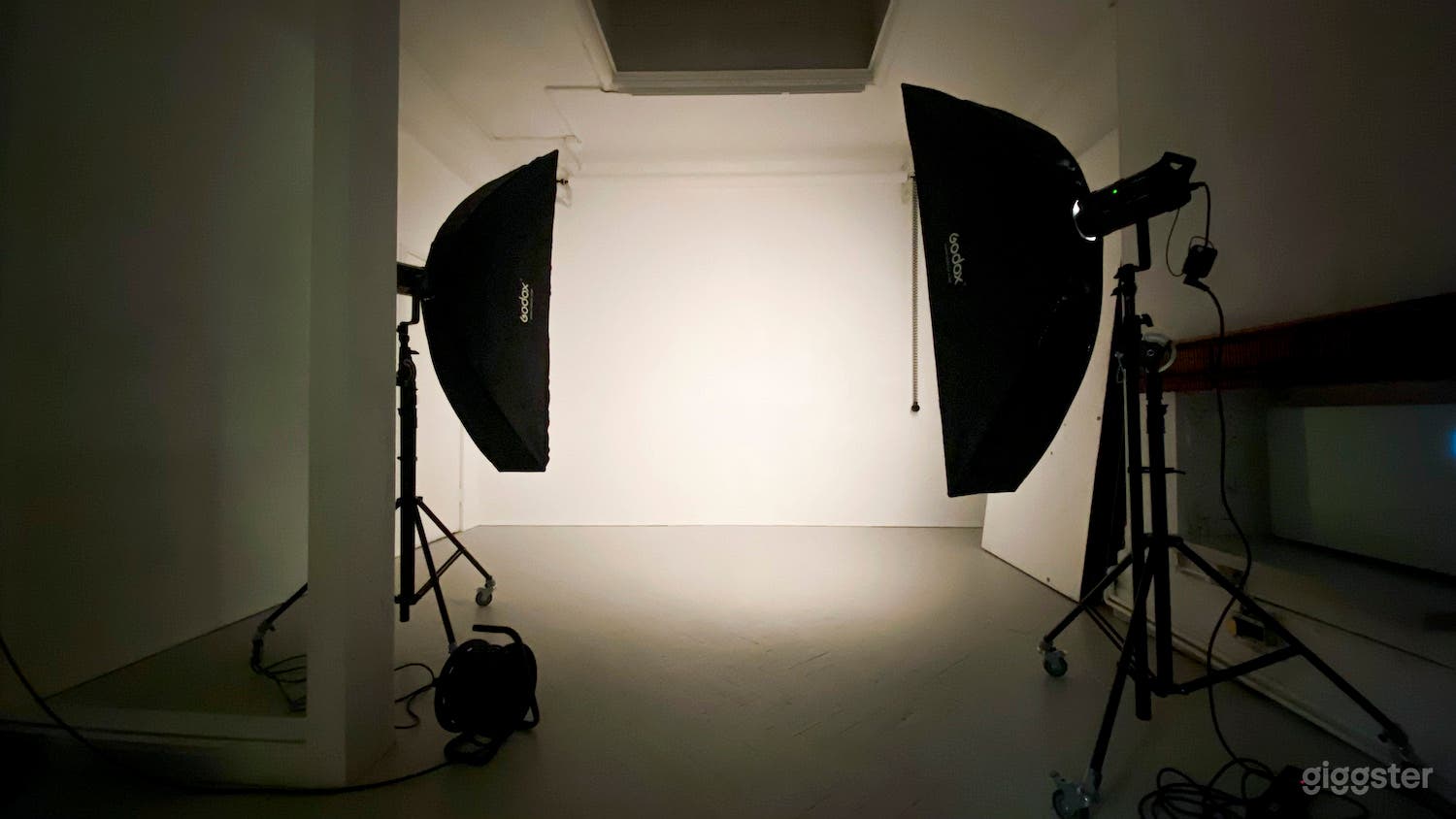 Blackout studio with Lighting equipments