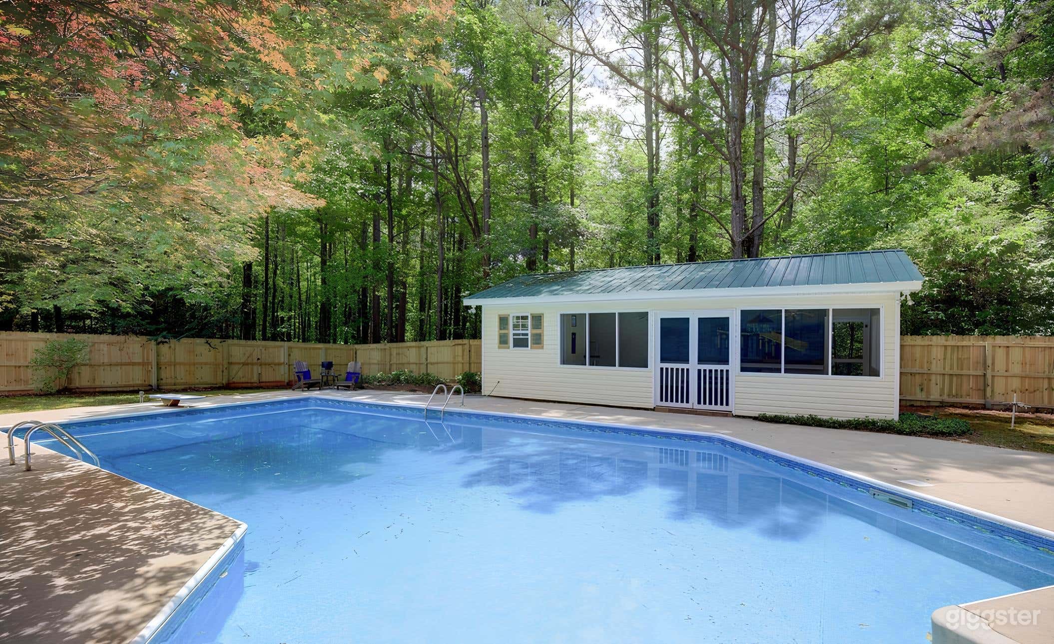 Private Beautiful Saltwater Pool Photo 2