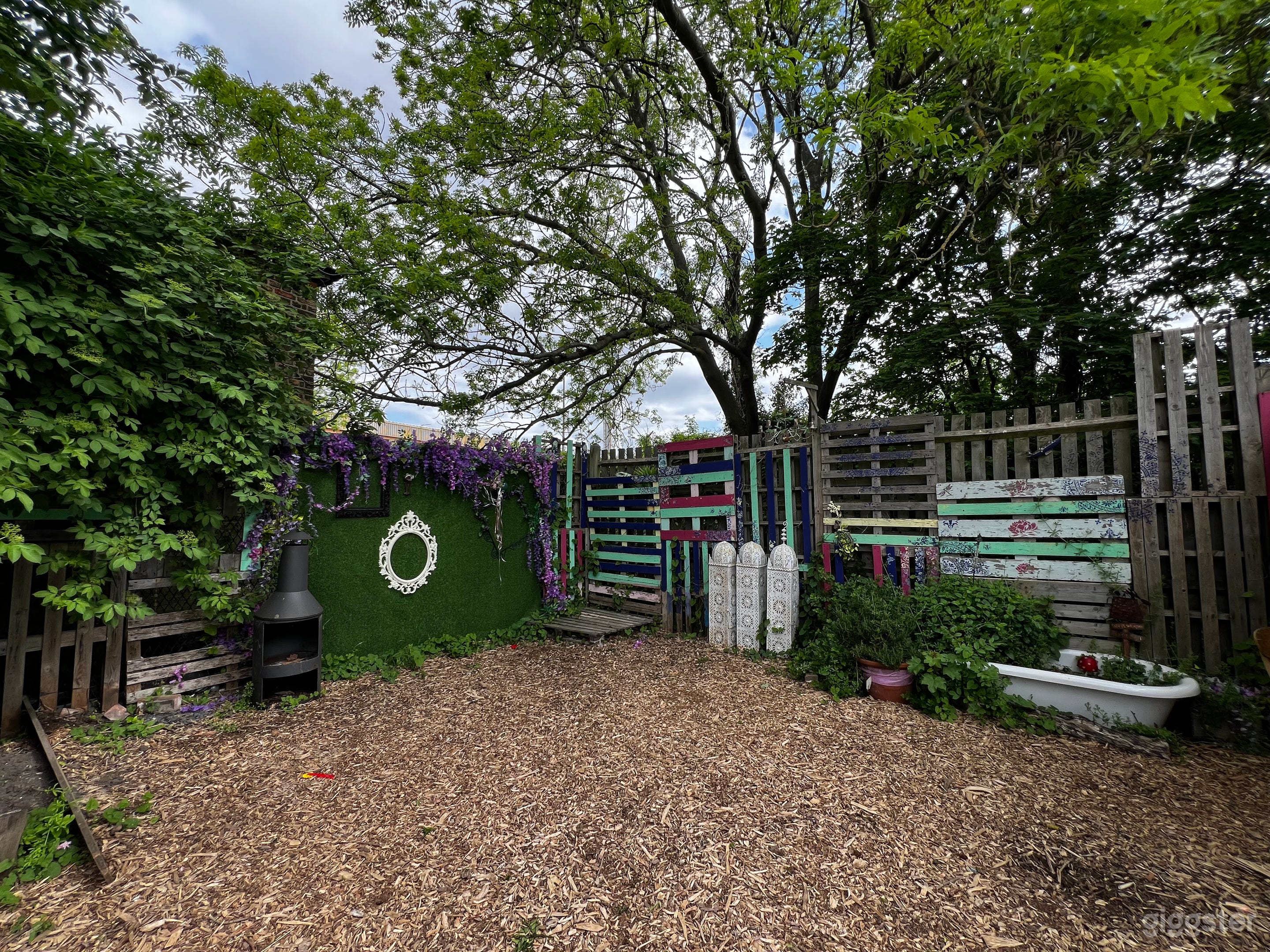 Garden 2 with wood burner