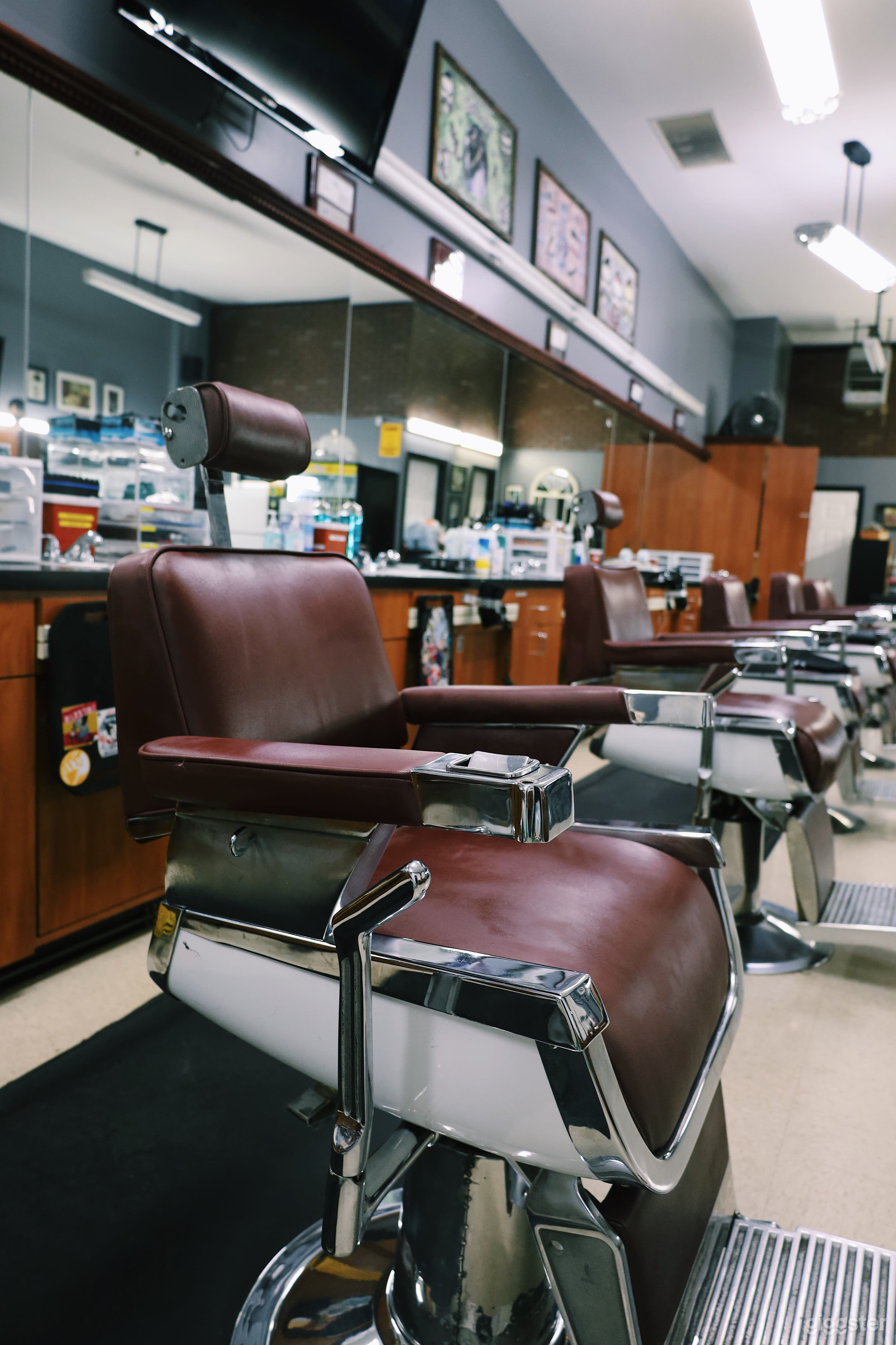 Vintage Barbershop (Noho Arts district)  Photo 3
