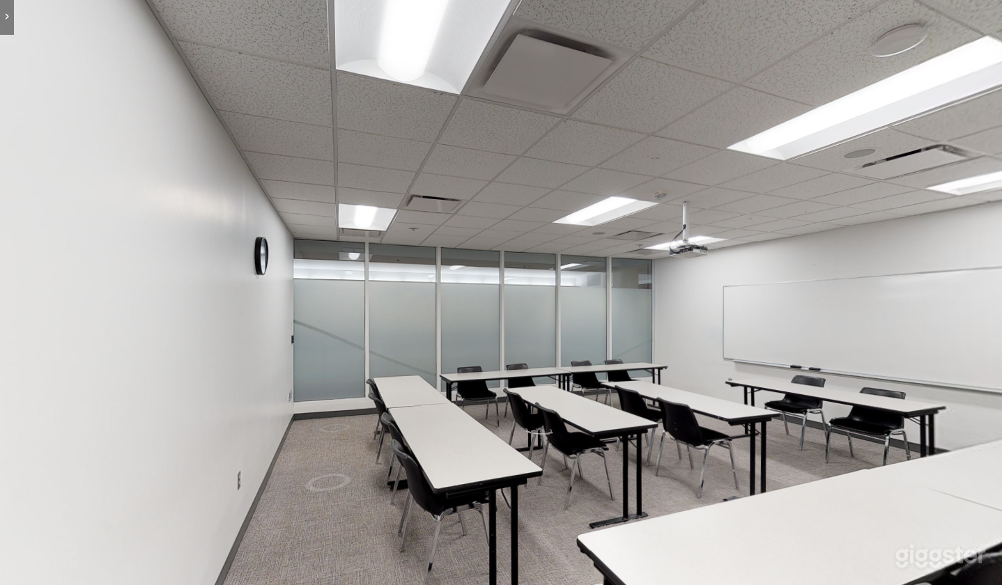 Modern and Comfortable Classroom in Portland Photo 1