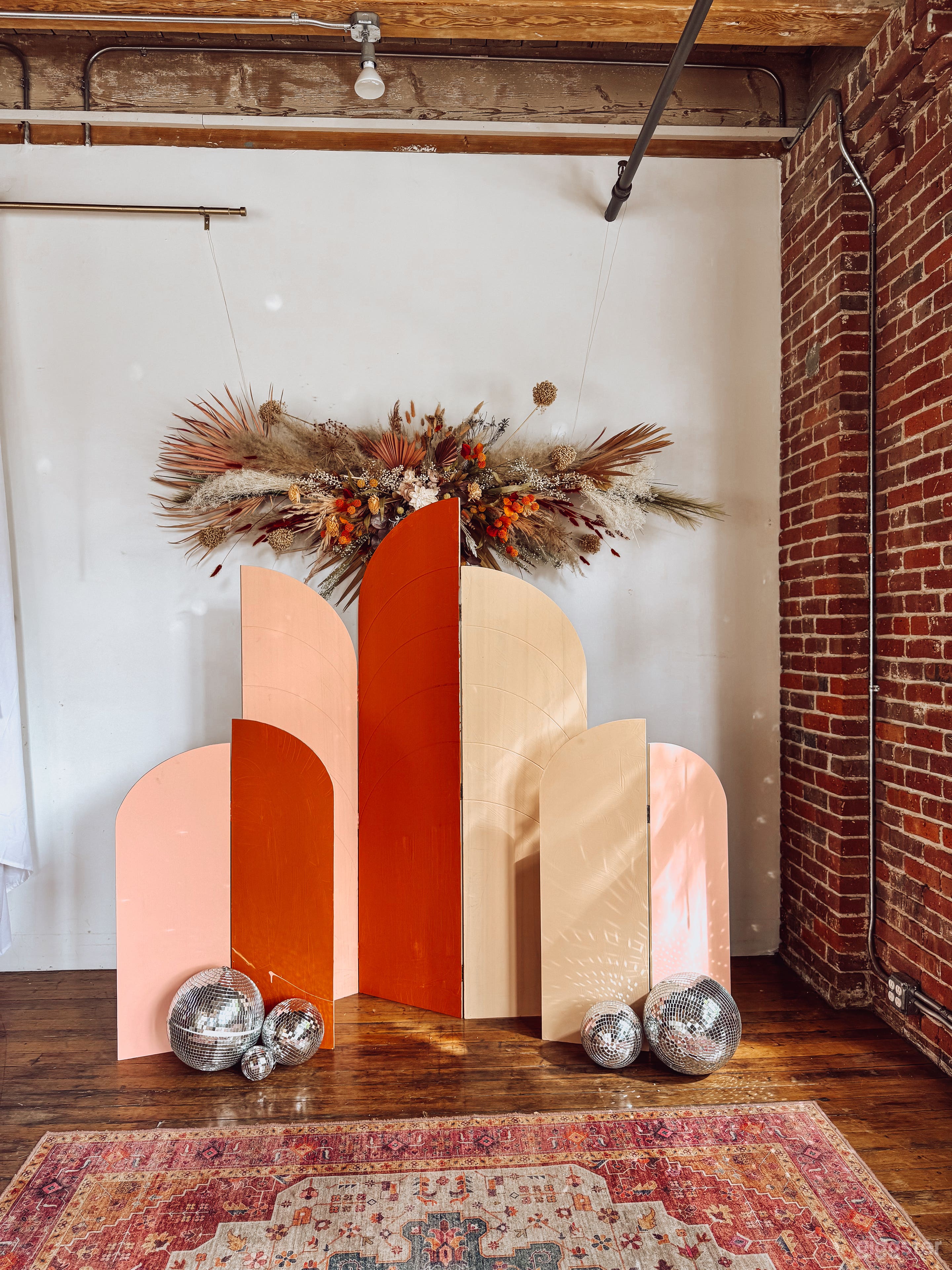 Rustic Artist Loft in Pioneer Square Photo 4