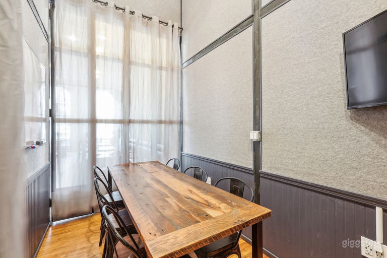   Soho Conference Room 