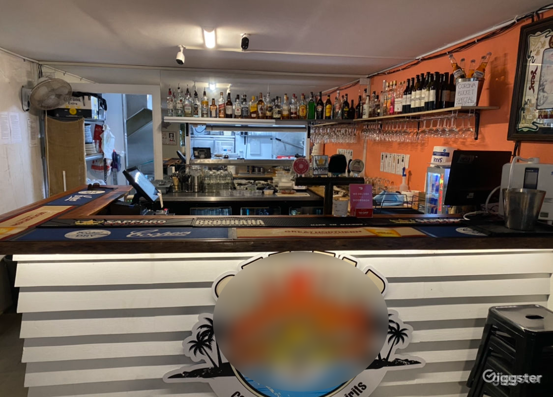 A Restaurant/Bar with 4.9 Stars and 177 Reviews in Google Photo 1