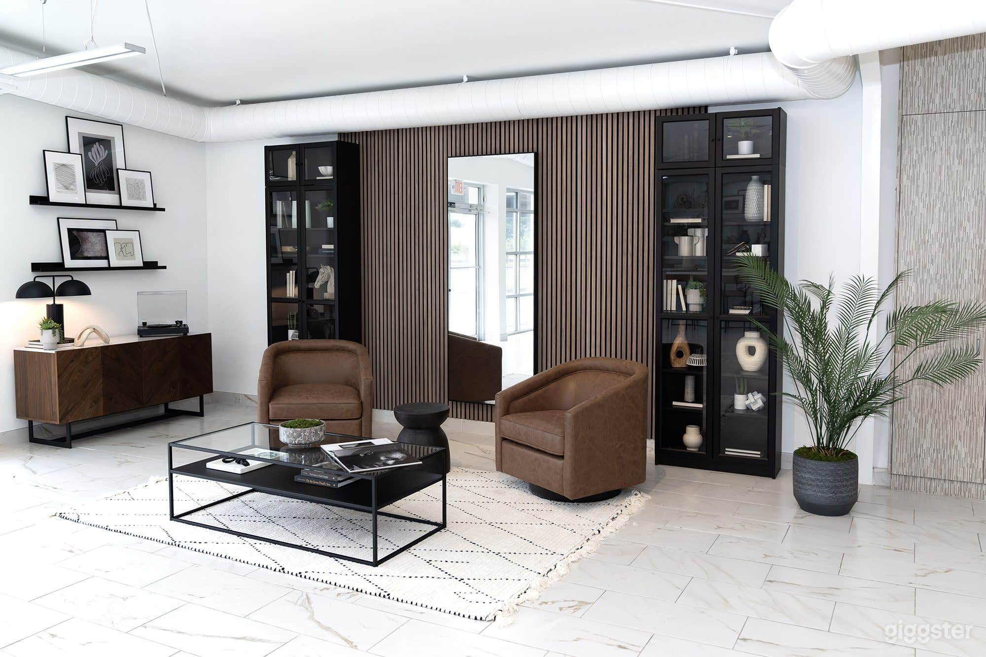 Content and event space in Houston (photo/video) Photo 1