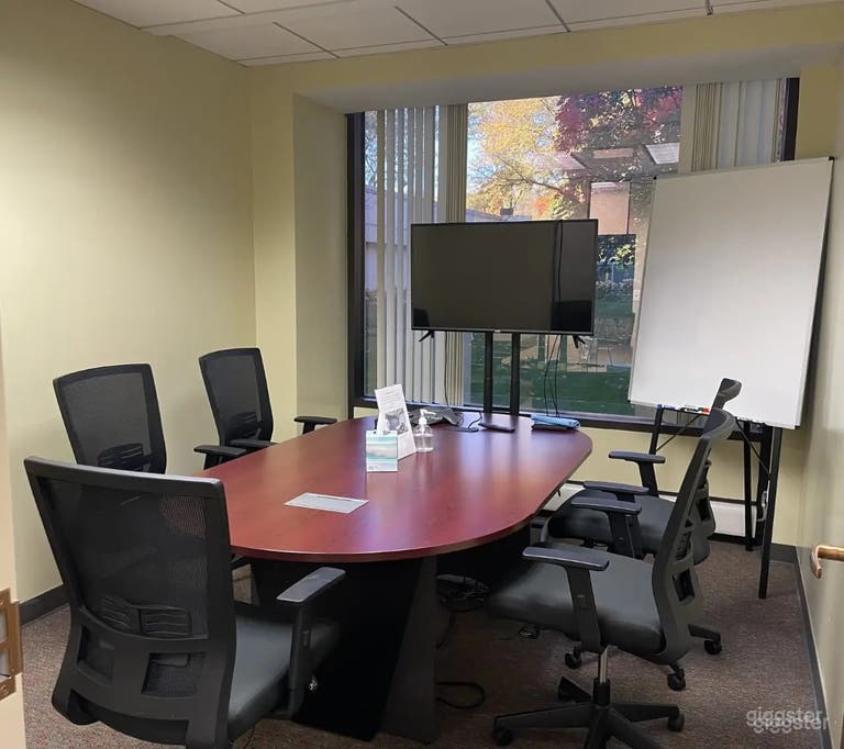  Conference Room for 5 at Chicago O'Hare 