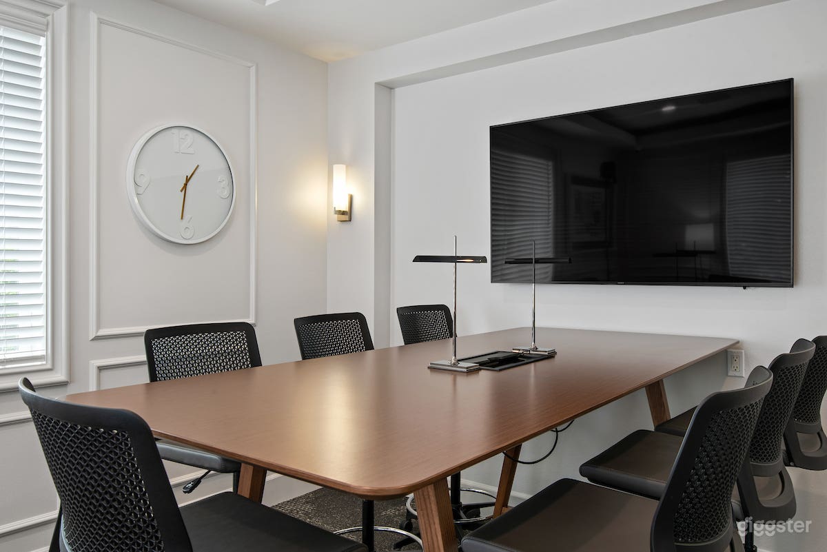 Modern Conference Room #1 in Costa Mesa Photo 3