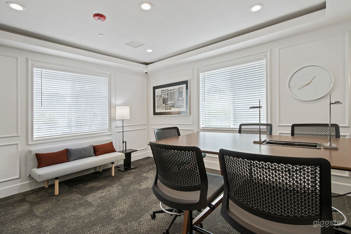 Modern Conference Room #1 in Costa Mesa Photo 4