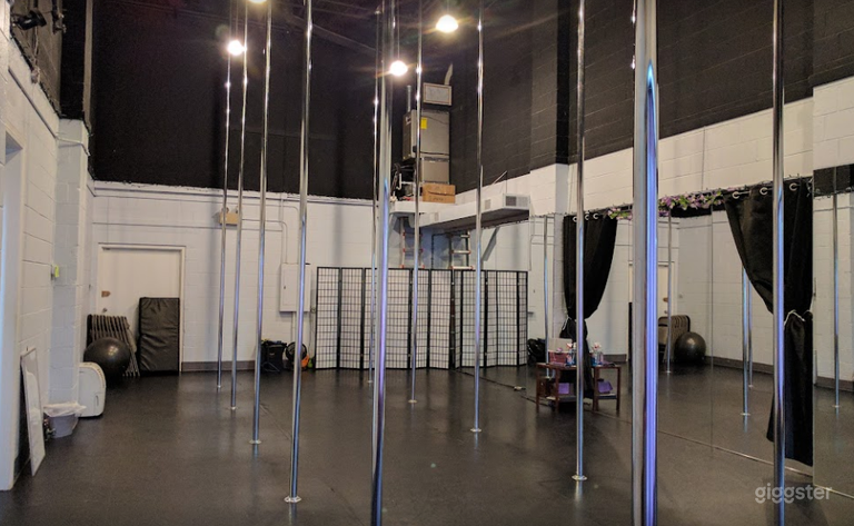  Fabulous Pole Dancing Studio 