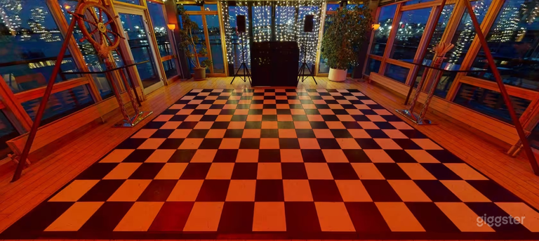  The Clubhouse 