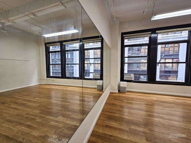  Cre8ive 2-4: Flexible Chelsea Space  